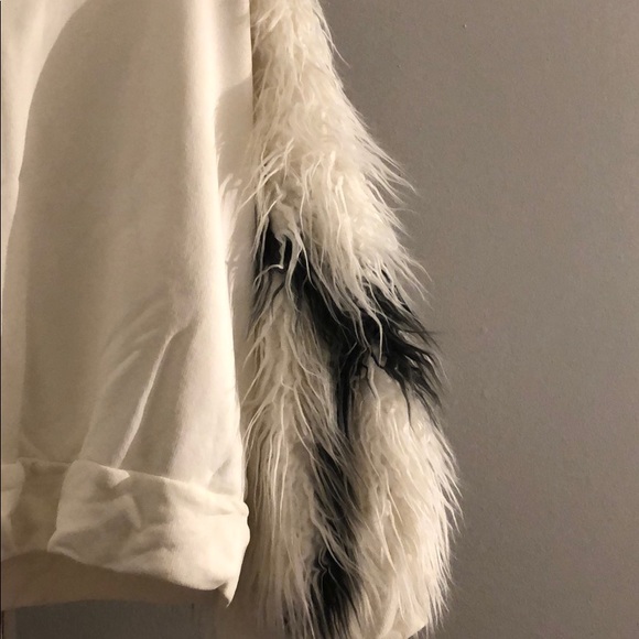 New - Picture 2 of 3